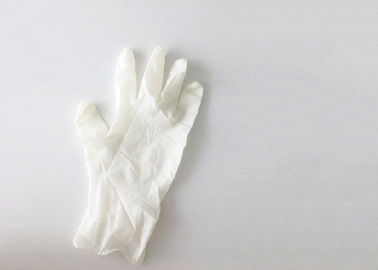 ถุงมือผ่าตัดมืออาชีพไม่เป็นพิษสารเคมีตกค้างที่พื้นผิวต่ำ ผู้ผลิต